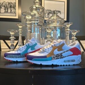 Nike AirMax Sz Women’s 9.5 Like New condition